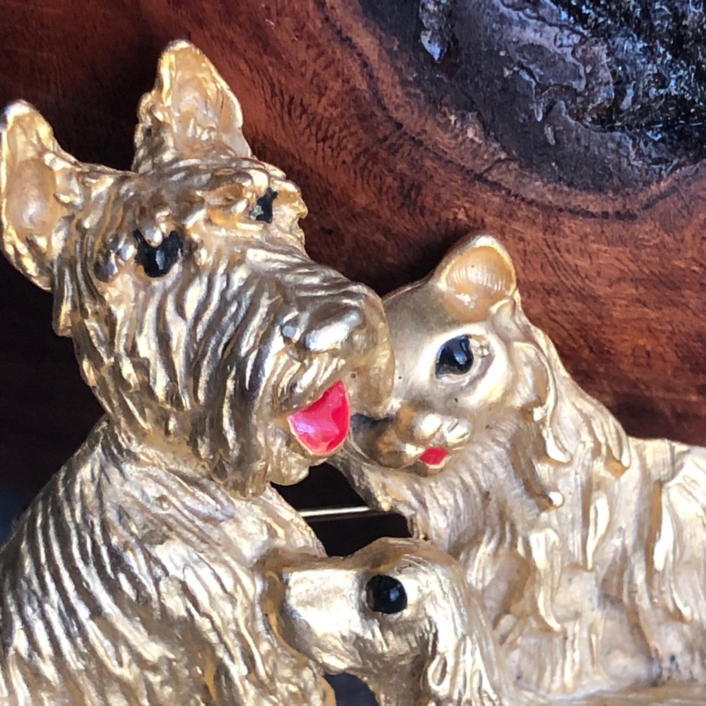Vintage Dog/Cat Goldtone Brooch - Picture 7 of 10